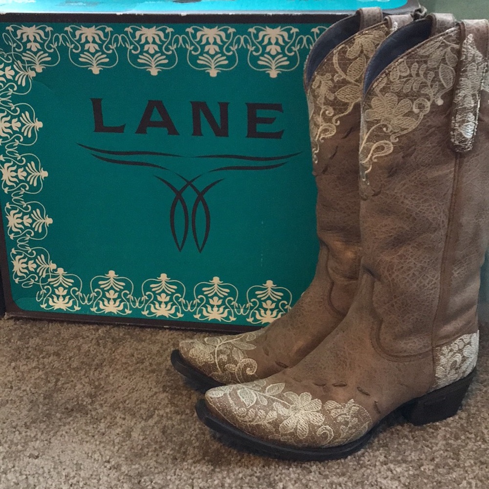 Lane cowboy boots